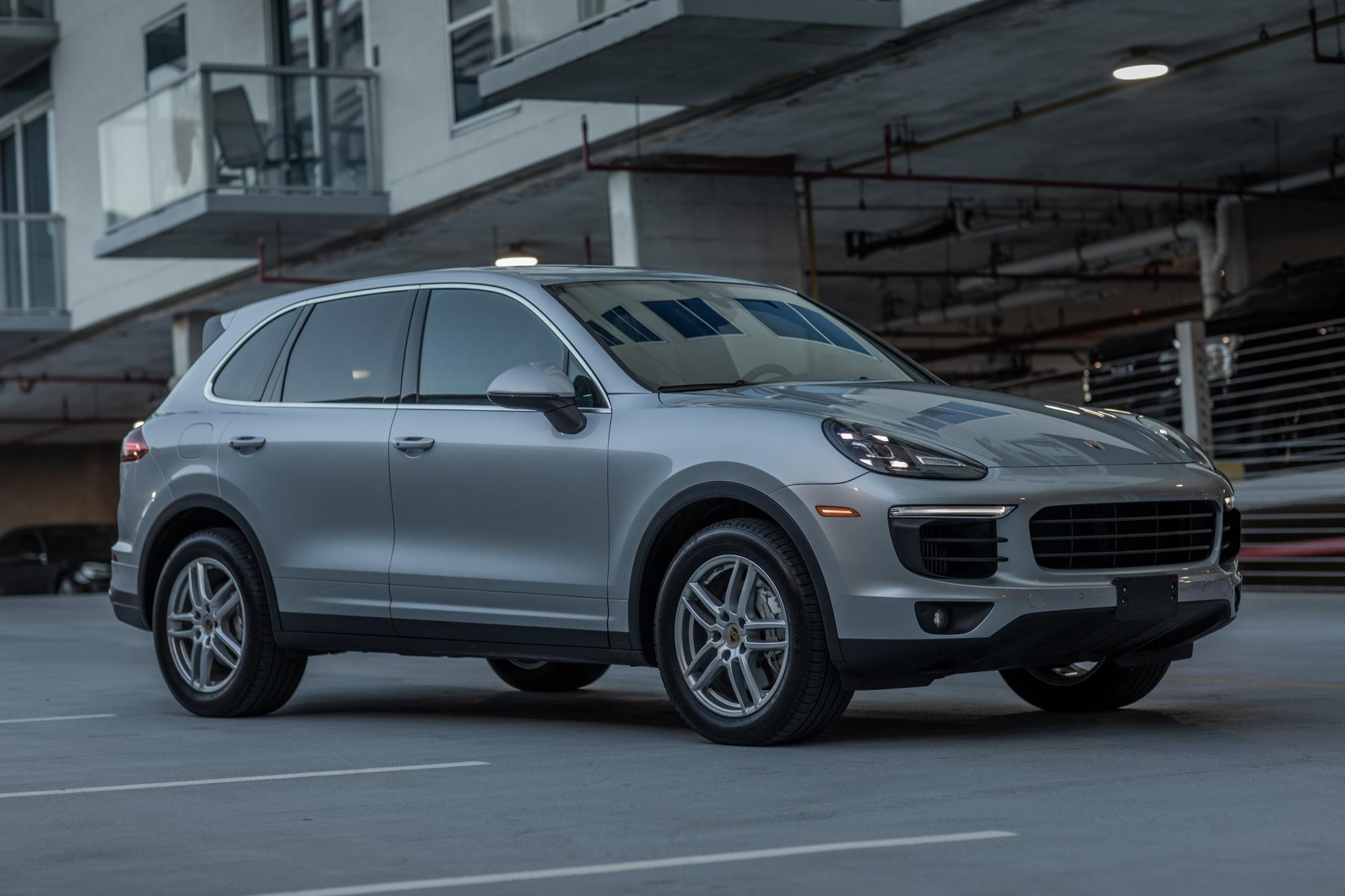 Porsche Cayenne 2018 in Longwood, FL