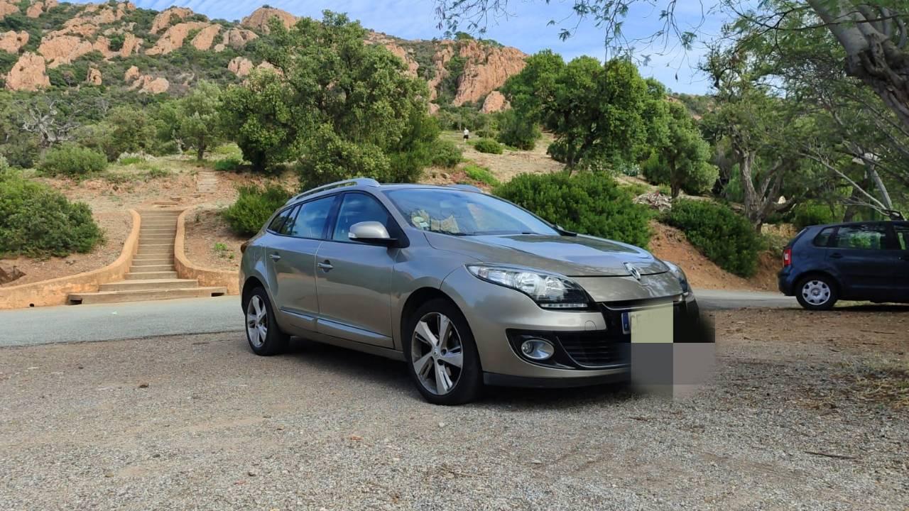 Renault MEGANE III 2015 à Saint-Raphaël