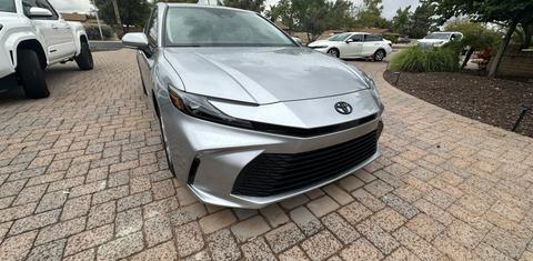 Toyota Camry Hybrid 2026