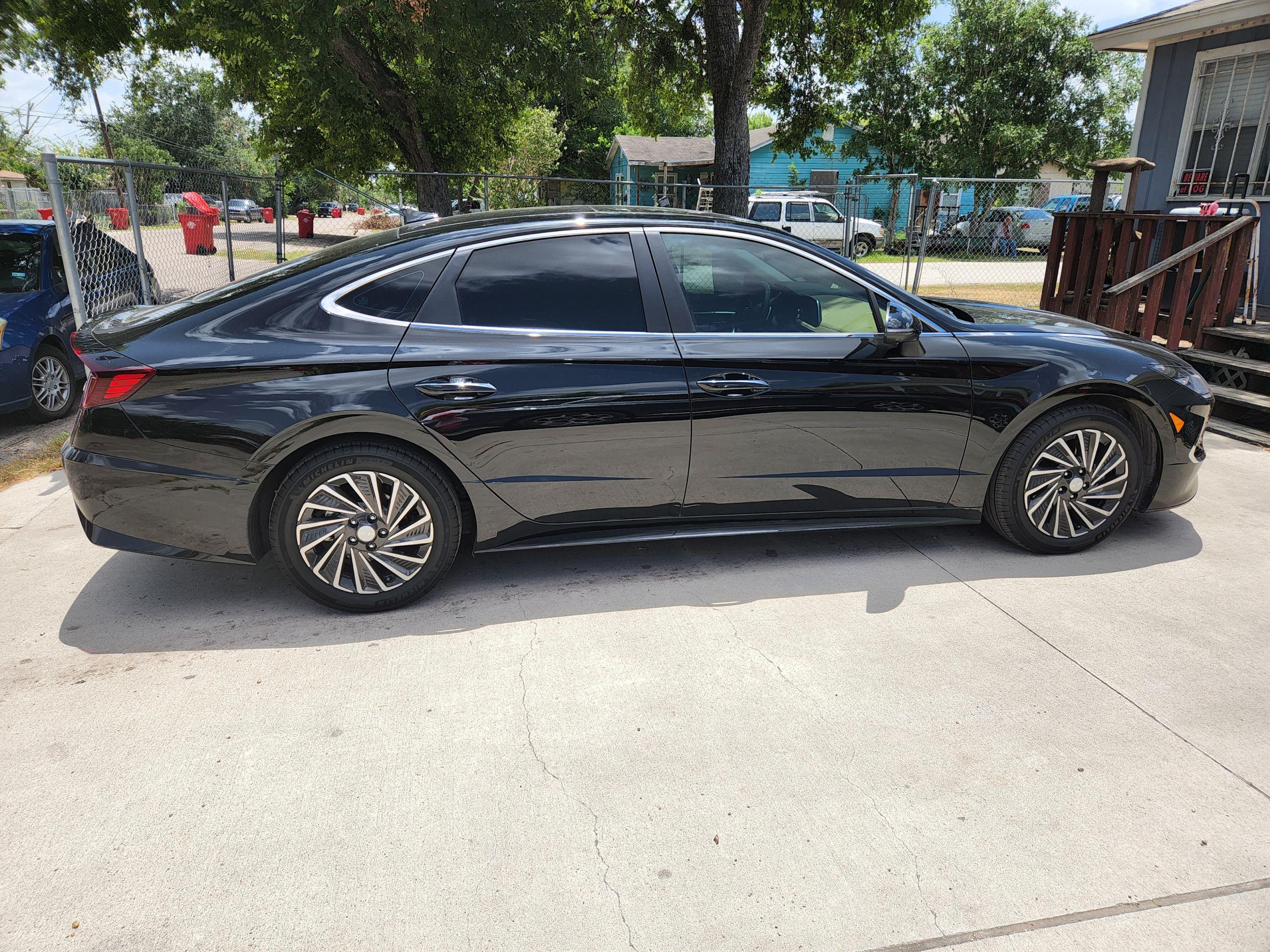 Hyundai Sonata Hybrid 2023 in Robstown, TX