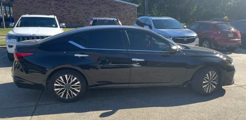 Nissan Altima 2024