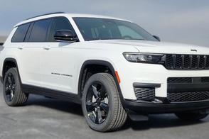 Jeep Grand Cherokee L car