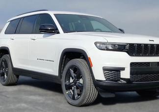 Jeep Grand Cherokee L car