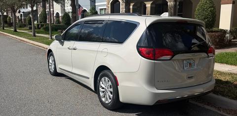Chrysler Pacifica 2017