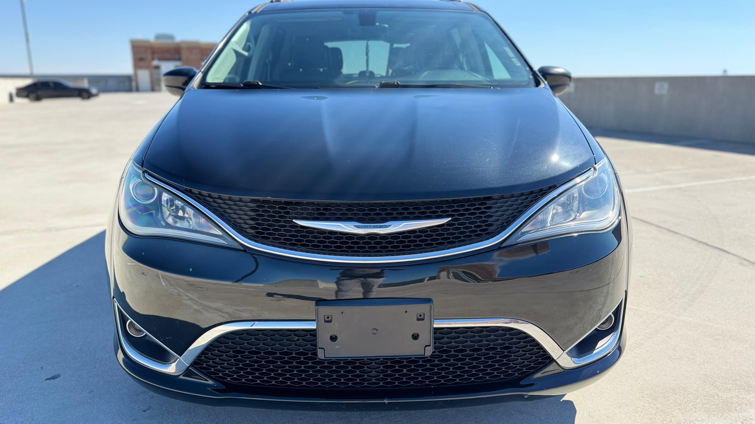 Chrysler Pacifica 2017 in Buford, GA
