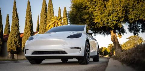 Tesla Model Y 2023