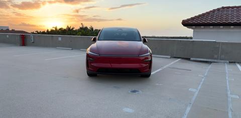 Tesla Model Y 2026