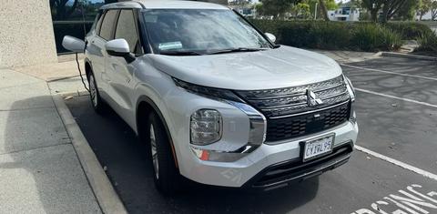 Mitsubishi Outlander Plug-In Hybrid 2025