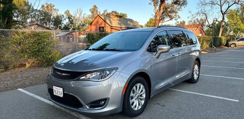 Chrysler Pacifica 2017