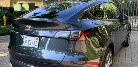 Tesla Model Y 2024