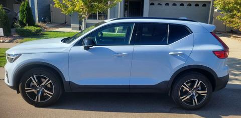 Volvo XC40 2024