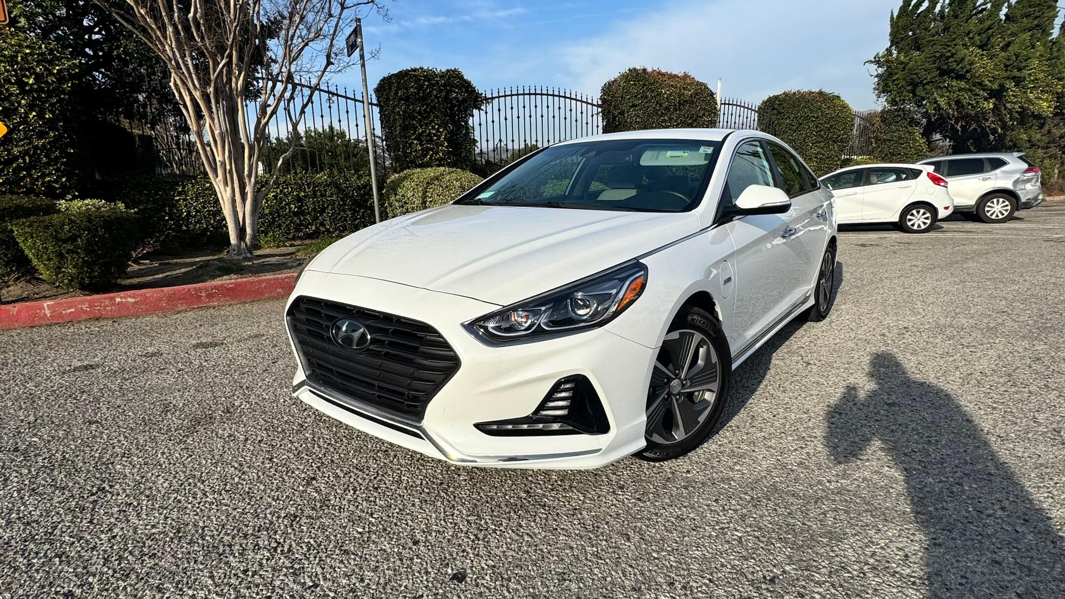 Hyundai Sonata Plug-In Hybrid 2019 in Glendale, CA