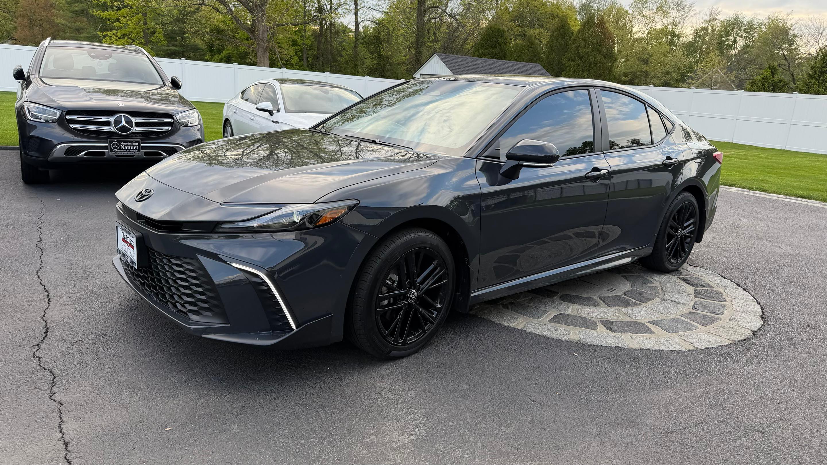 Toyota Camry Hybrid 2026 in 
