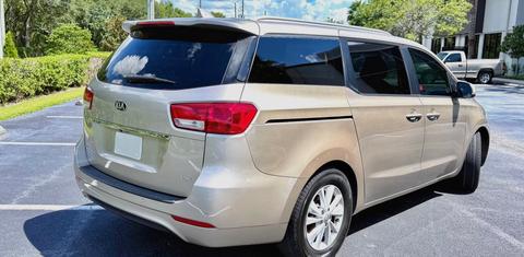 Kia Sedona 2016