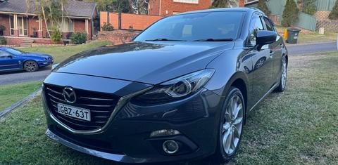 Mazda MAZDA3 2015
