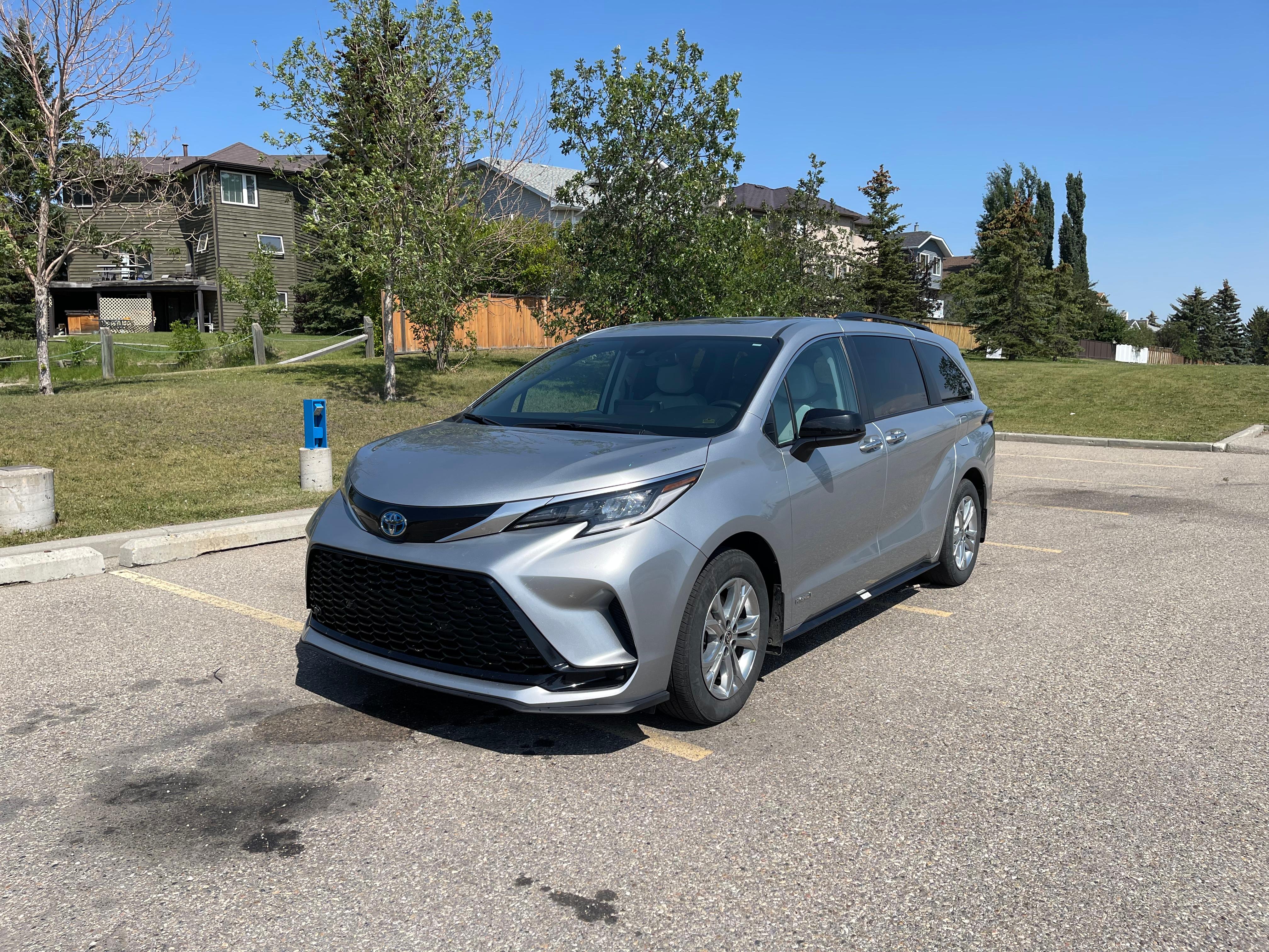 Toyota Sienna 2021 à Calgary, AB