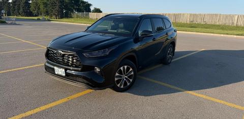 Toyota Highlander Hybrid 2025