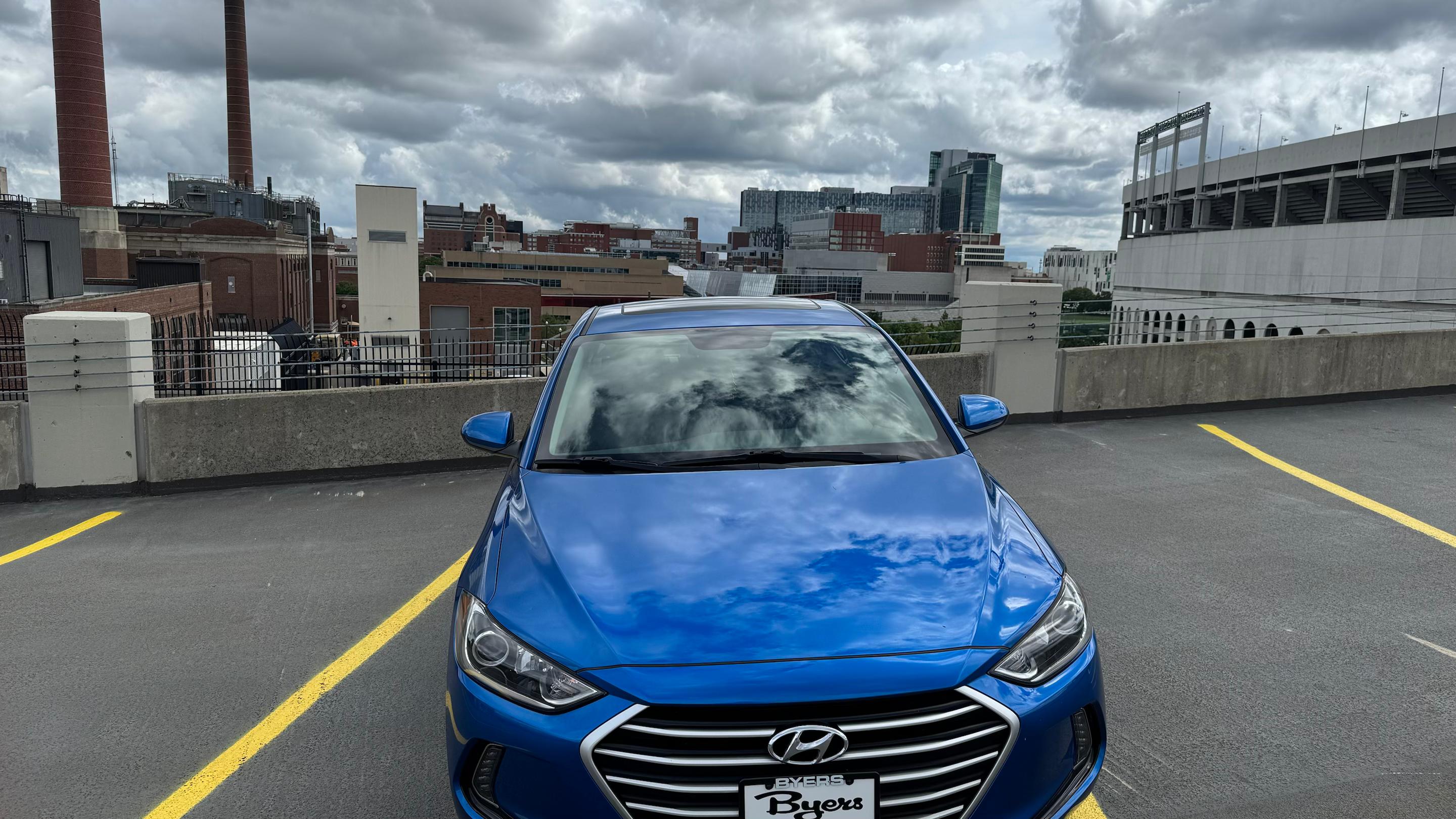 Hyundai Elantra 2017 in 