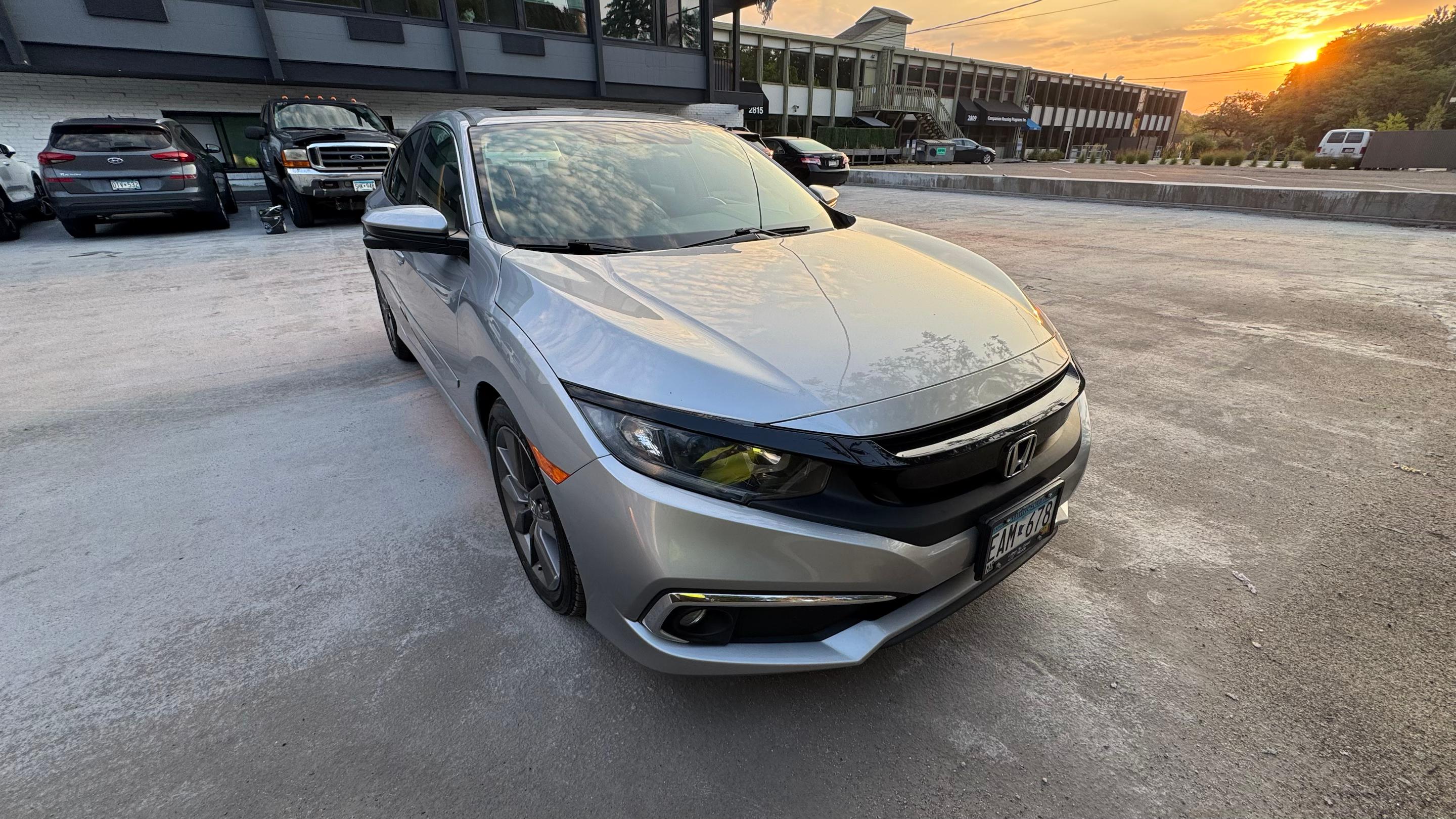Honda Civic 2019 in Minneapolis, MN