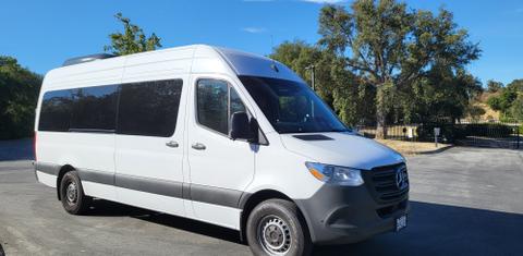 Mercedes-Benz Sprinter 2025
