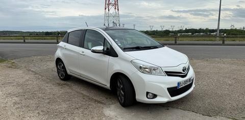 Toyota YARIS 2014
