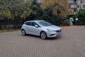 Vauxhall Astra 2018 in London