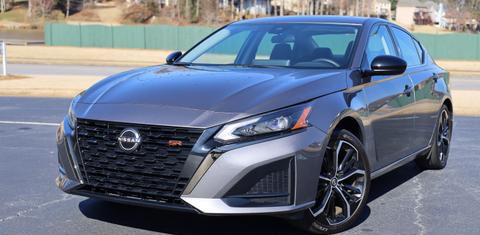 Nissan Altima 2023
