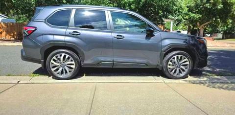 Subaru Forester 2025