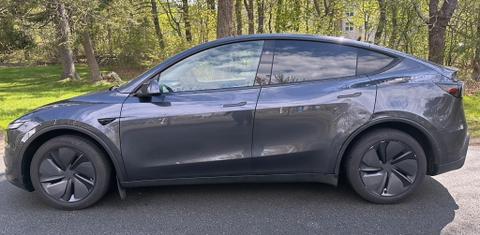 Tesla Model Y 2026