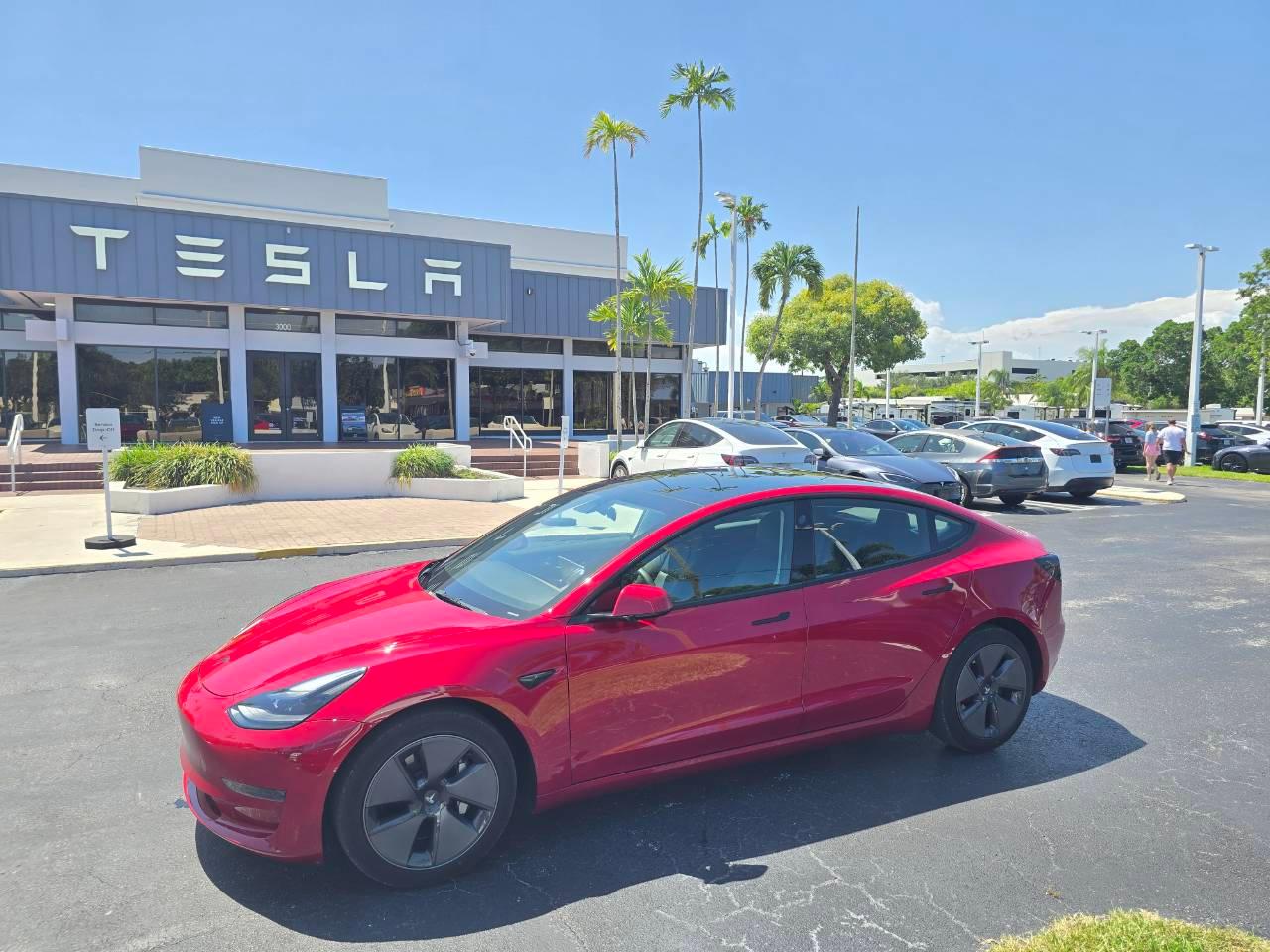 Tesla Model 3 2022 in 
