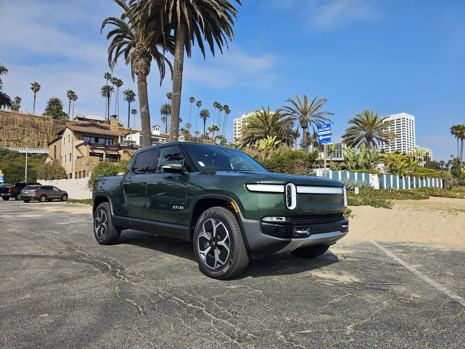Rivian R1T 2024 in Los Angeles, CA