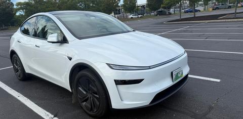 Tesla Model Y 2026