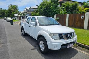 Nissan Navara car