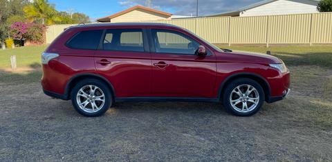 Mitsubishi OUTLANDER 2014