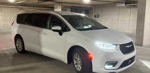 Chrysler Pacifica 2023