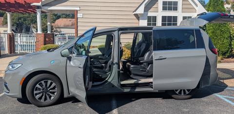Chrysler Pacifica 2022