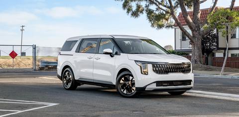 Kia Carnival Hybrid 2026