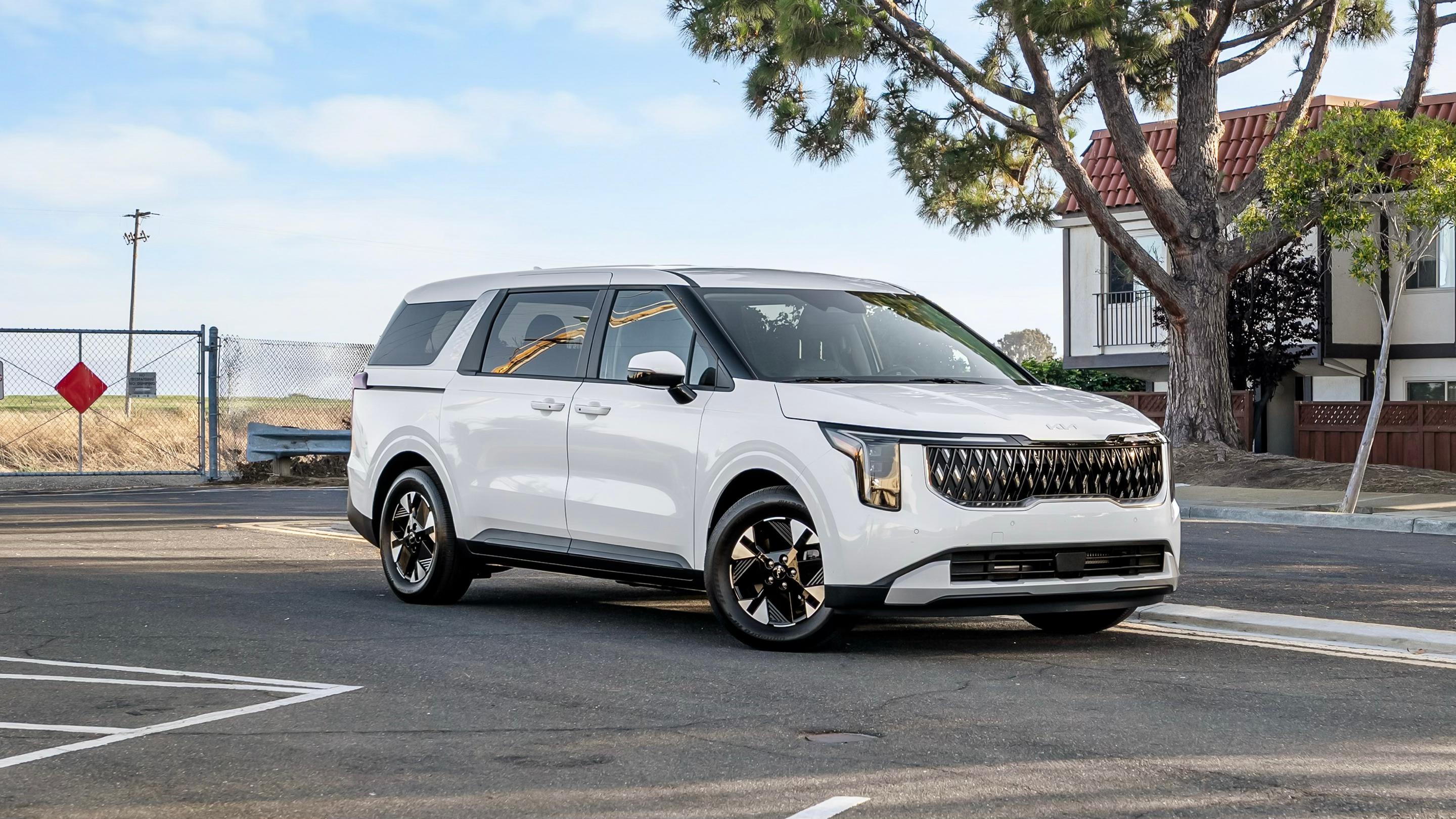 Kia Carnival Hybrid 2026 in San Leandro, CA