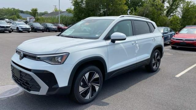 Volkswagen Taos 2025 in 