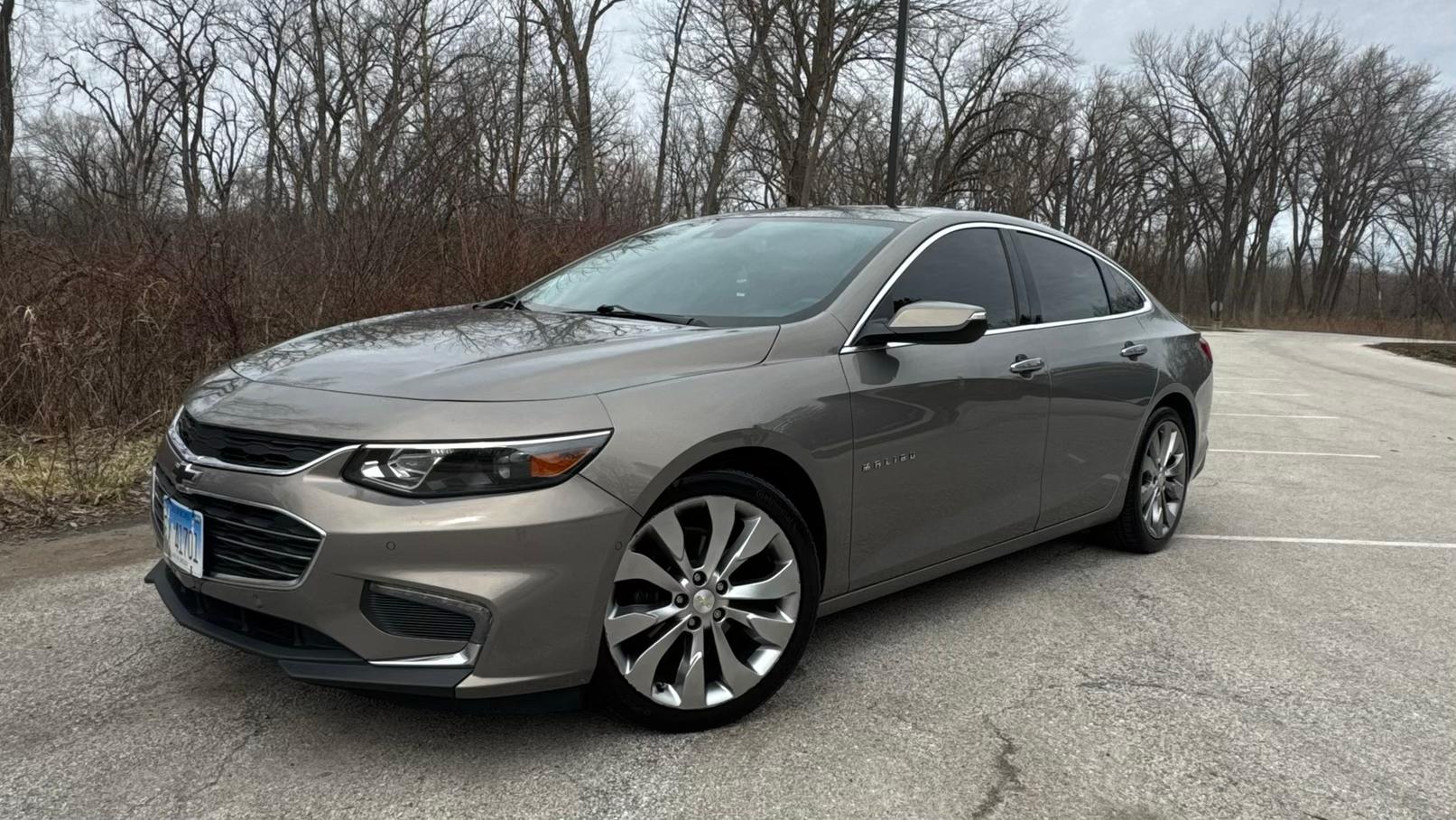 Chevrolet Malibu 2017 in South Holland, IL