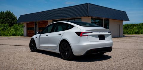 Tesla Model 3 2025