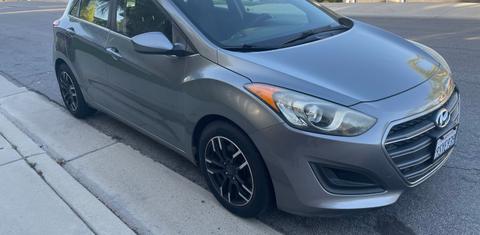 Hyundai Elantra GT 2017
