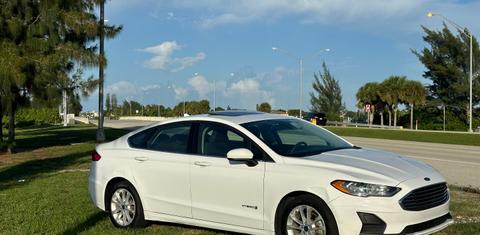 Ford Fusion Hybrid 2019