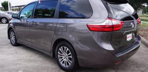 Toyota Sienna 2019