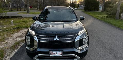 Mitsubishi Outlander 2024