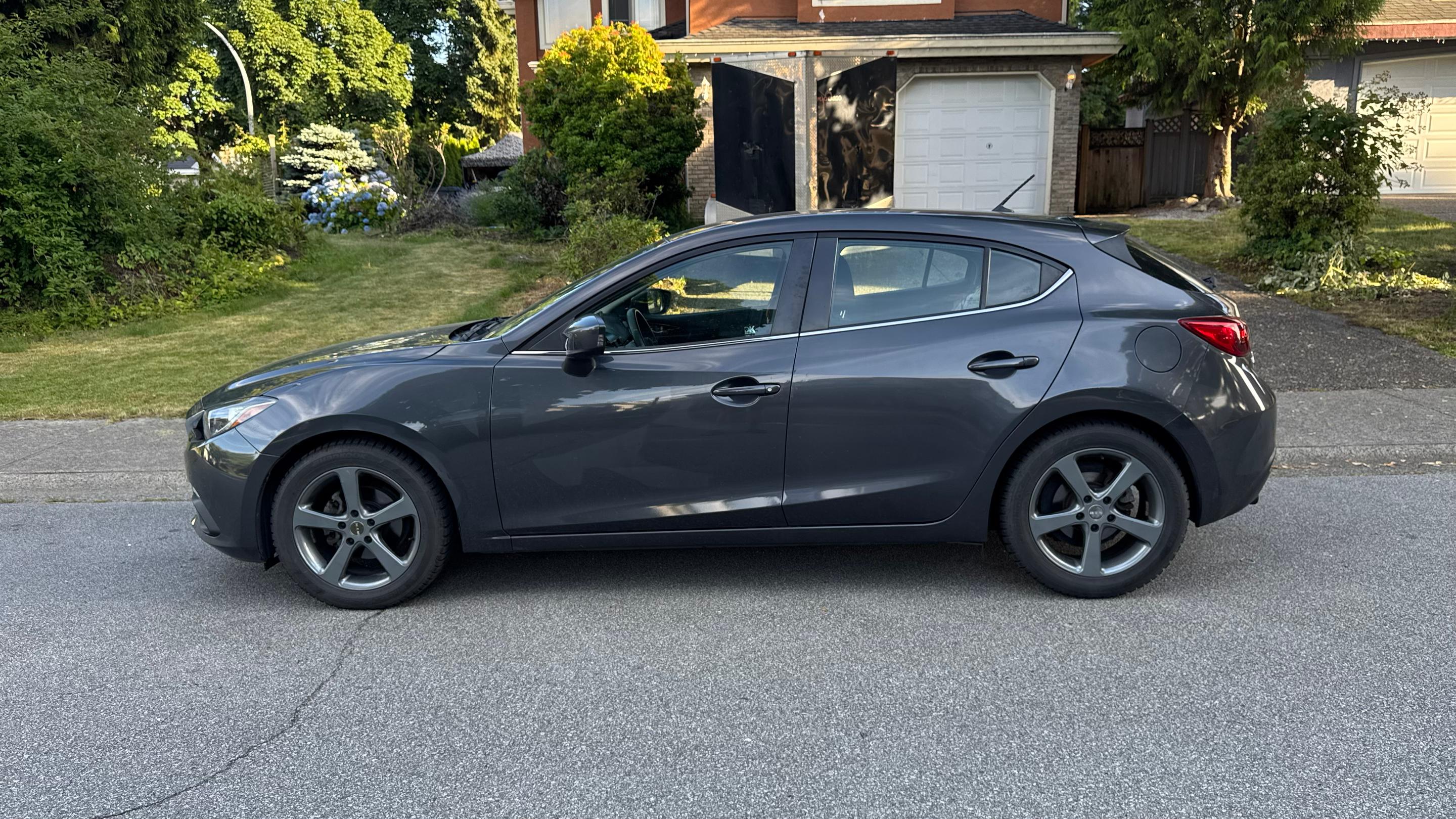 Mazda Mazda3 2014 à Surrey, BC