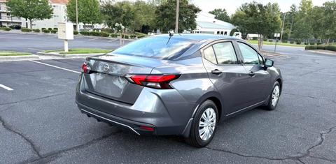 Nissan Versa 2020
