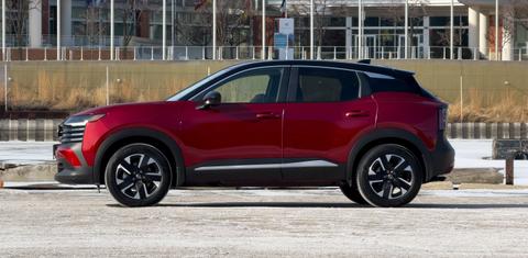 Nissan Kicks 2025