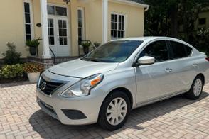 Nissan Versa car