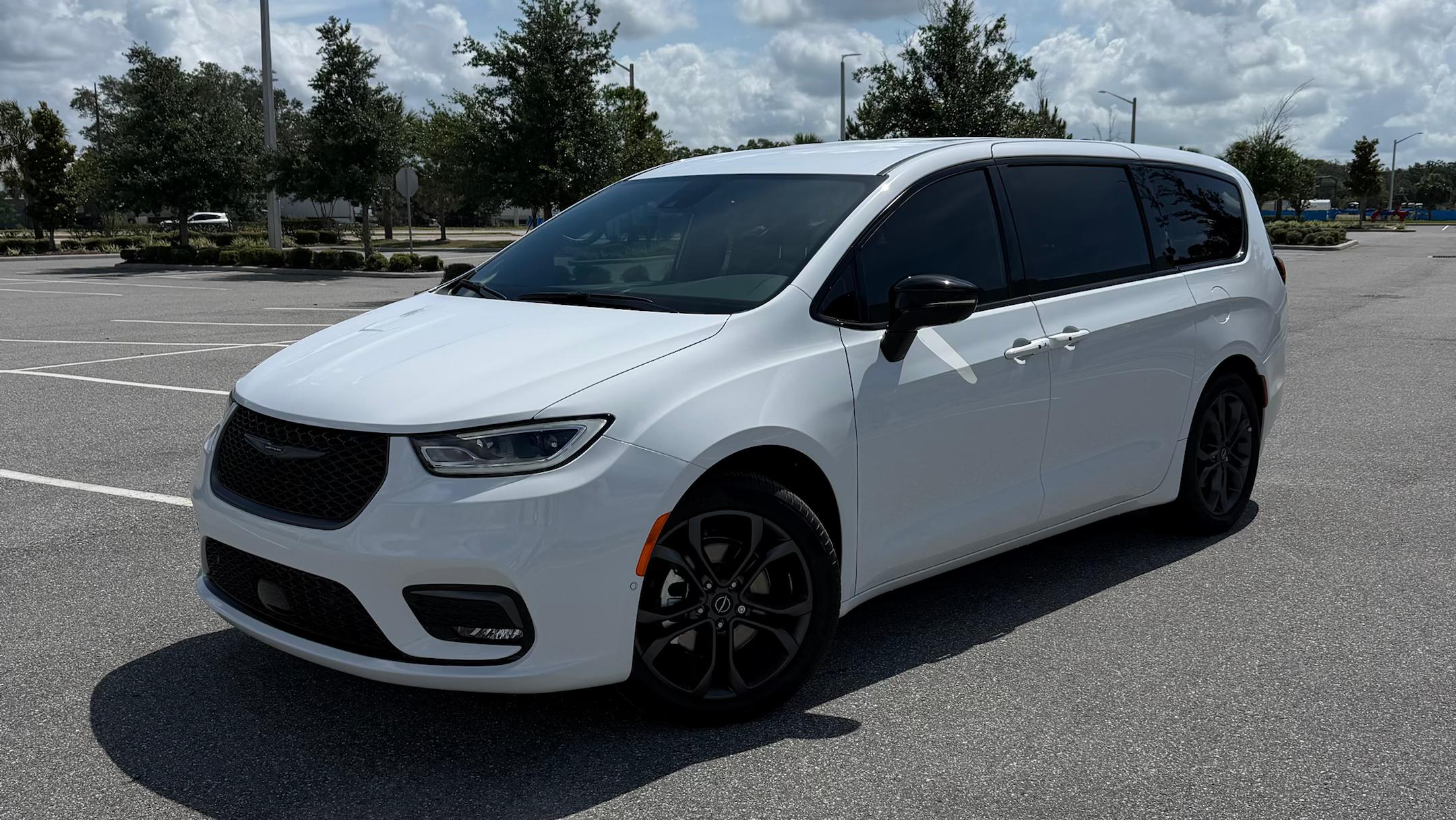 Chrysler Pacifica 2026 in 